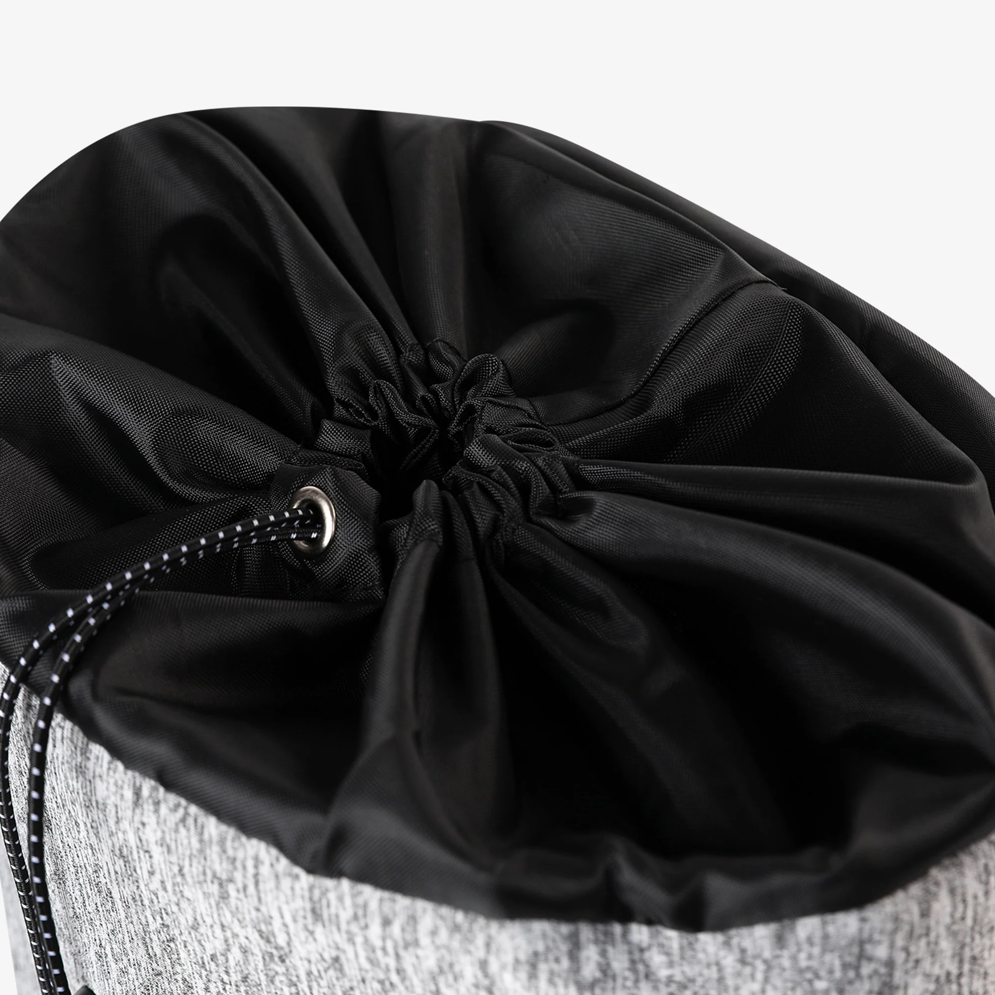 Moxie Cinch 18-Can Backpack - Image 4