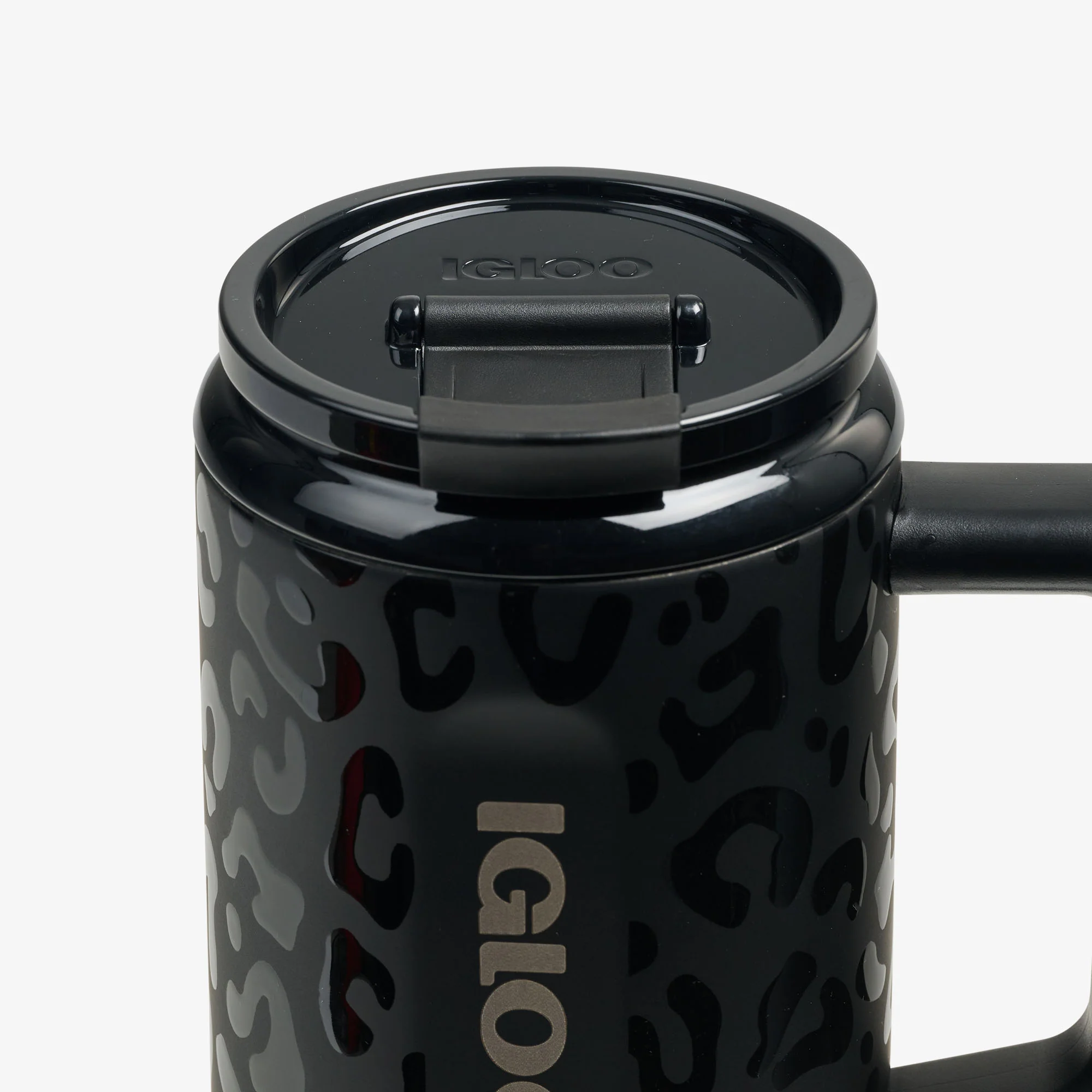 NFL 32 Oz Leopard Flip ‘n’ Sip Travel Mug - Image 18